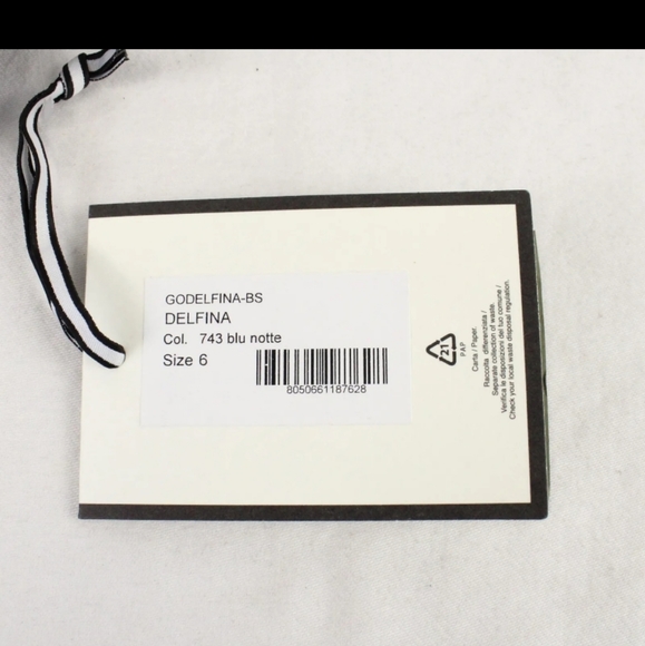 Chiara Boni La Petite Robe Delfina Pull-On Pencil Skirt in red- Size 6 - Picture 7 of 10